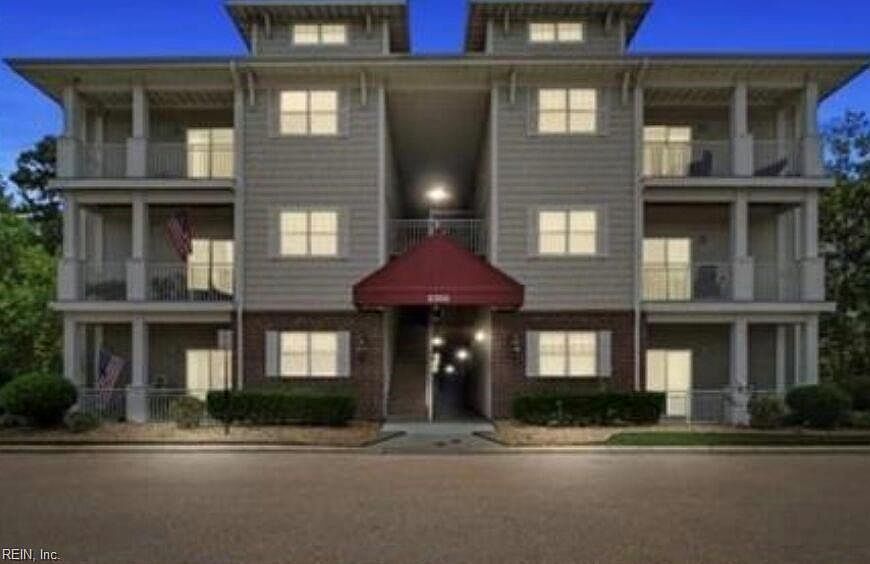 1st image of 5201 Nuthall Dr Unit 302