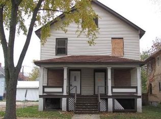 328 S Harrison Ave, Kankakee, IL 60901