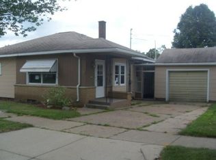 207 N Van Rensselaer St, Merrill, WI 54452