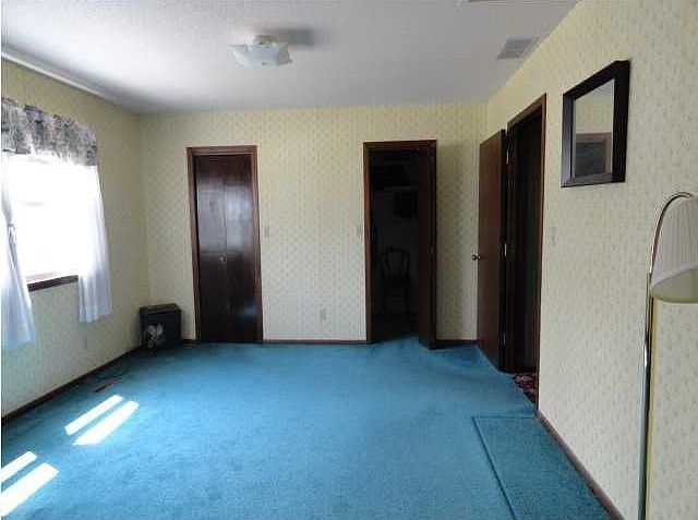 2nd image of 617 S Walnut St