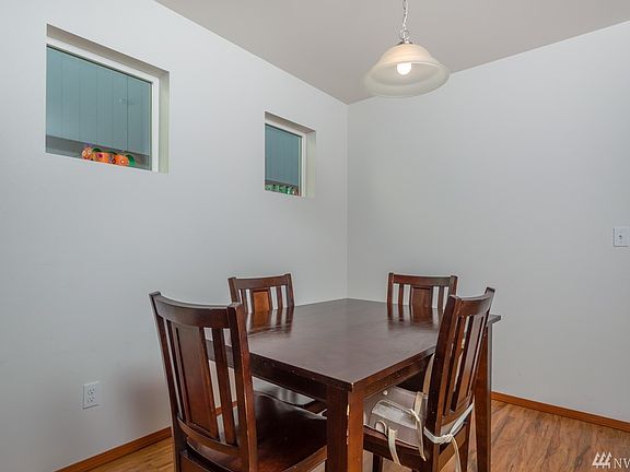 5th image of 2318 Rosewood Ln