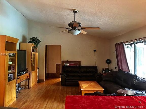 3rd image of 348 NW 101st Ave