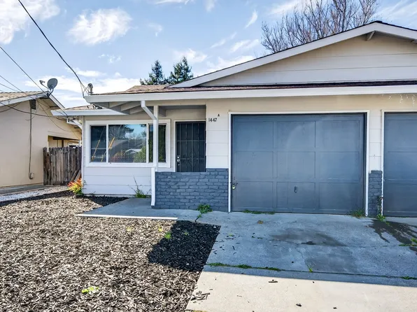 1447 Beachwood Dr Unit A, Santa Rosa, CA 95407