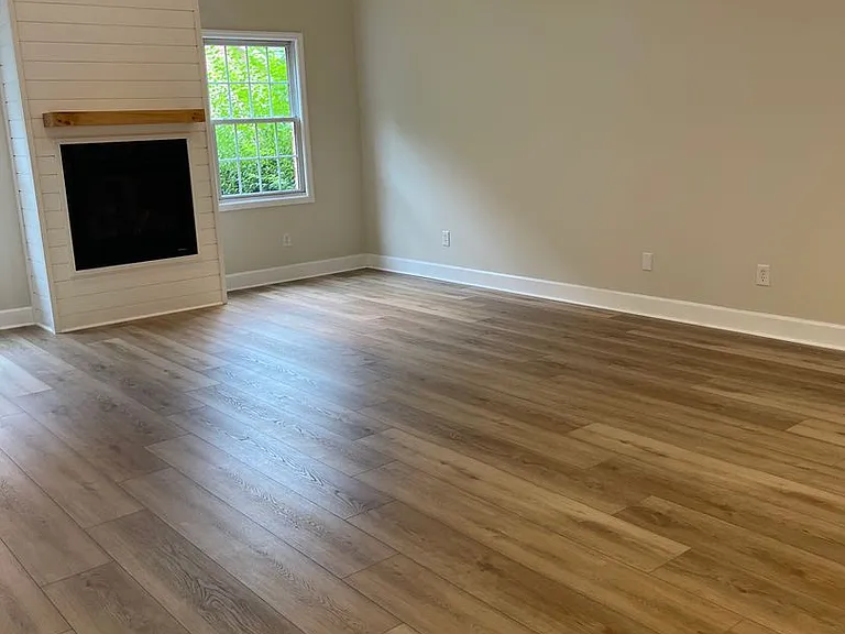 383 Paine Lake Dr — Photo 3