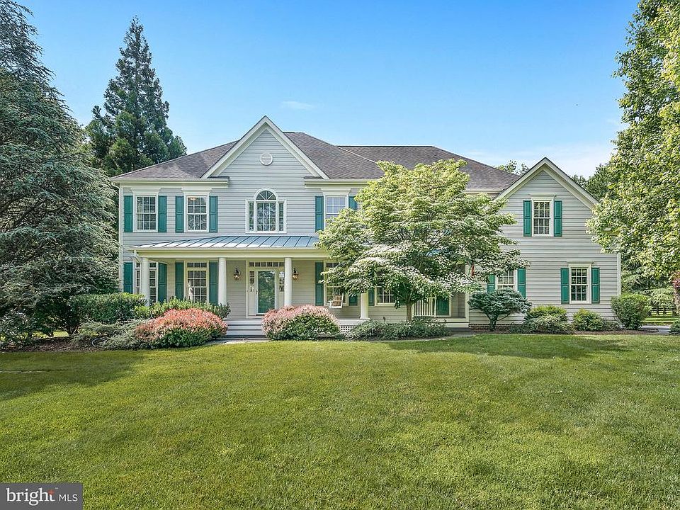 1st image of 36073 Malinda Ct