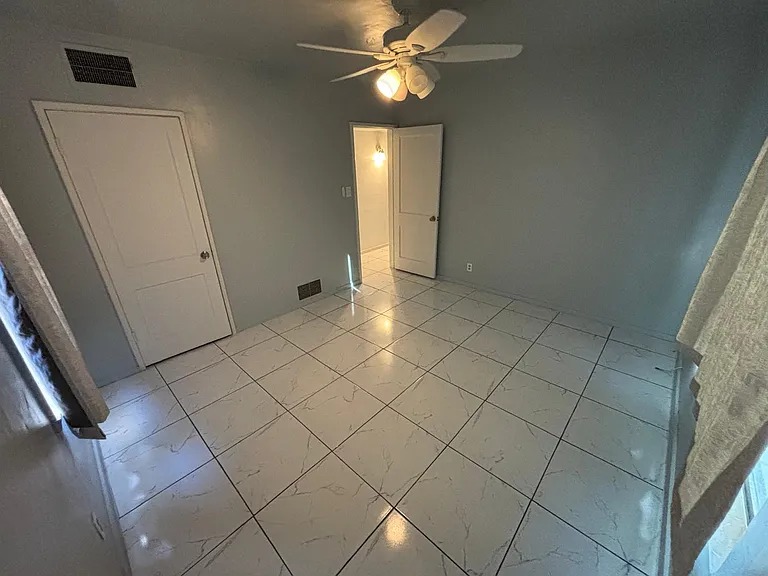 1509 S 6th Ave — Photo 16