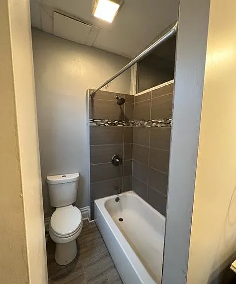 209 College Ave NE #1 — Photo 5