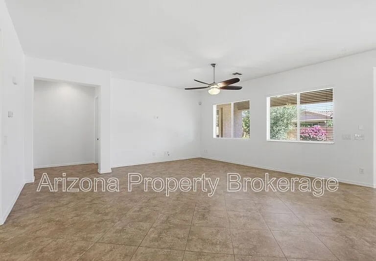 16192 W Berkeley Rd — Photo 5