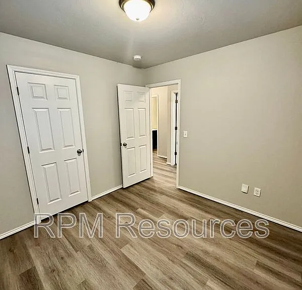 11728 Jude Way — Photo 16