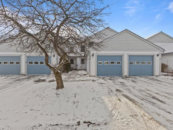 59 Saybrook Road, Essex, VT 05452