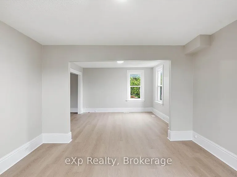 132 Macdonald Ave — Photo 6