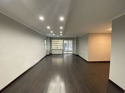 159 W 53rd St APT 22B, New York, NY, 10019