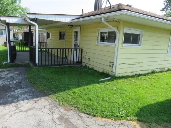 328 Idlewood Rd, Youngstown, OH 44515