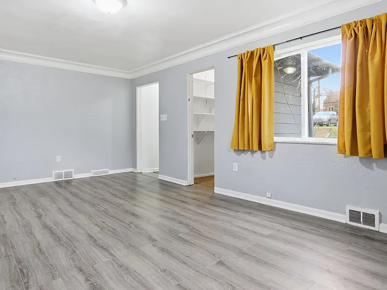 9608 Frankstown Rd #1 — Photo 18