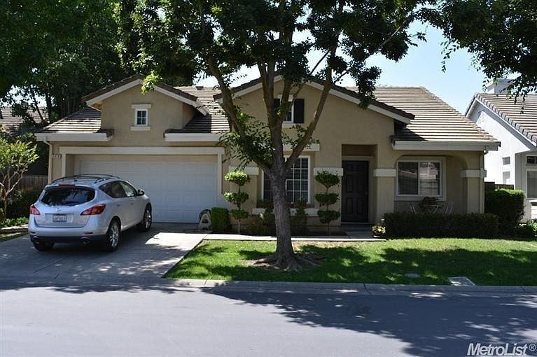 1st image of 3850 Bridlewood Cir