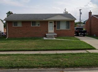 59 Robertson St, Mount Clemens, MI 48043