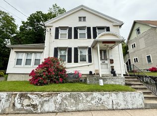17 Maple St, Seymour, CT 06483