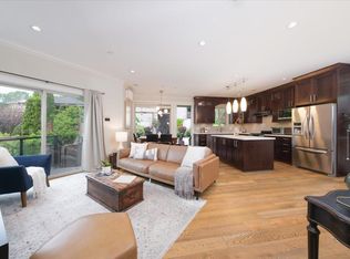 640 W 15th St, North Vancouver, BC