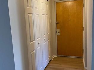 2412 Pond View Dr, West Chester, PA 19382