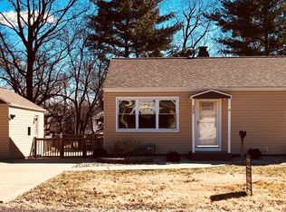 200 Greenfield Dr, Collinsville, IL