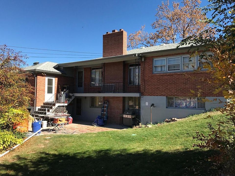 Unit is on the ground floor. Can enter through the garage (manual) or back door.