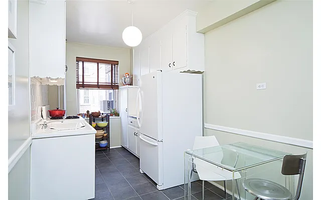 Sold by Karpoff Affiliates | media 9