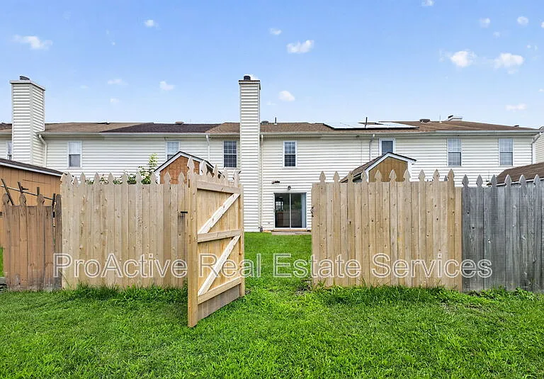 1031 Still Harbor Cir — Photo 23