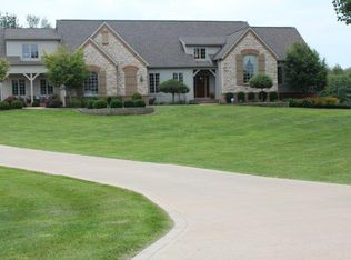 142 Stone Valley Dr SW, Granville, OH 43023