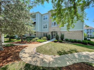 1307 W Lake St APT 303A, Addison, IL 60101