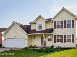 2716 Rock Springs Dr, Joliet, IL 60435