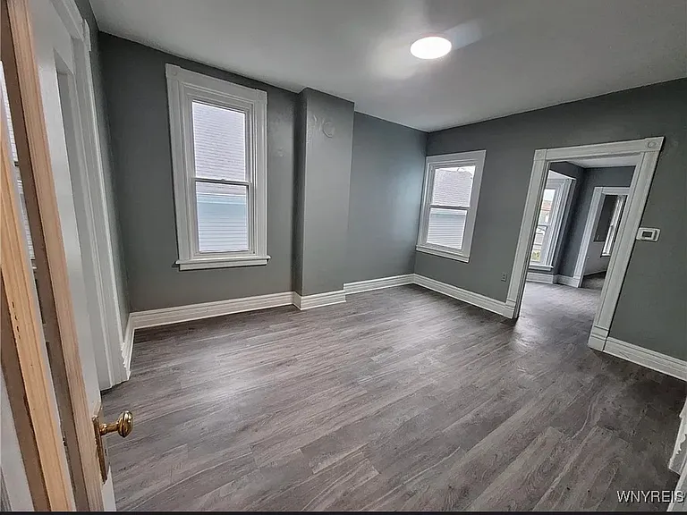 200 W Tupper St #1 — Photo 20