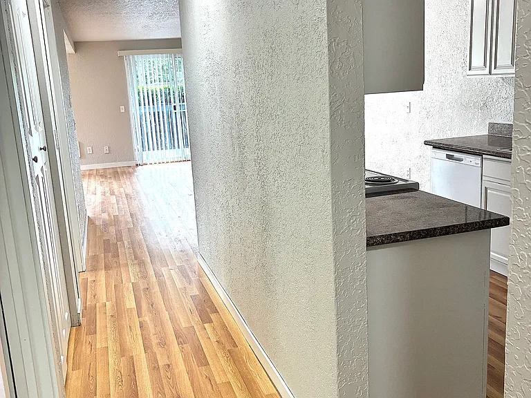 15409 9th Ave SW #5 — Photo 17