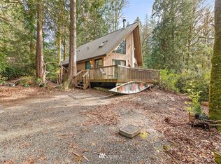 444 Pointes Dr E, Shelton, WA