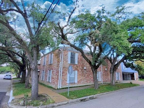 2nd image of 3611 Stanford St #1