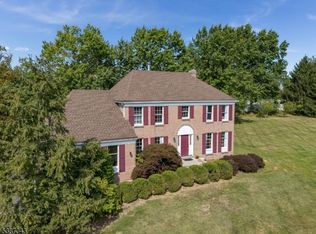 5 Rea Ct, Flemington, NJ 08822