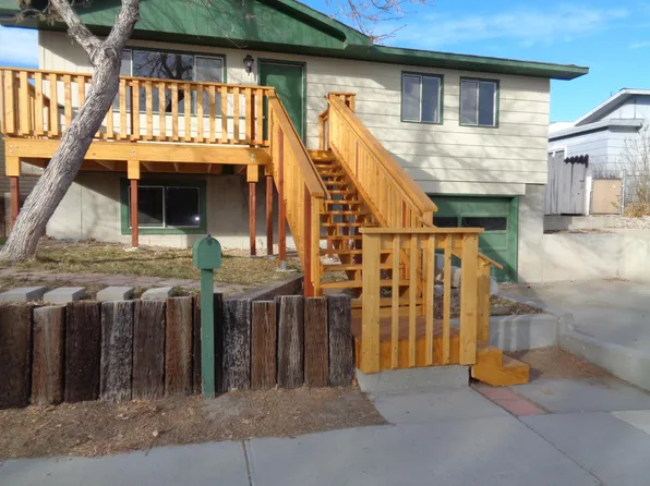 212 Kinnikinnick Dr, Riverton, WY 82501