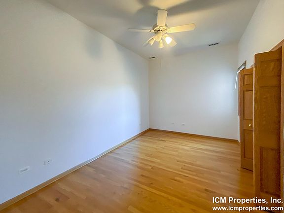 4th image of 2531 N Southport Ave APT 2N