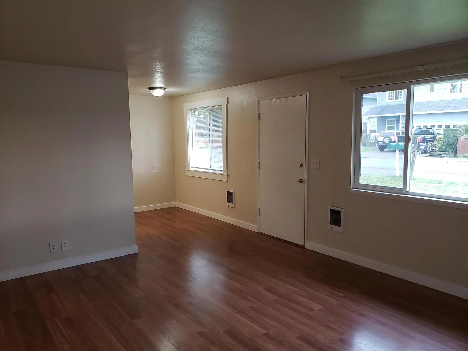 9622 Croft St S — Photo 3