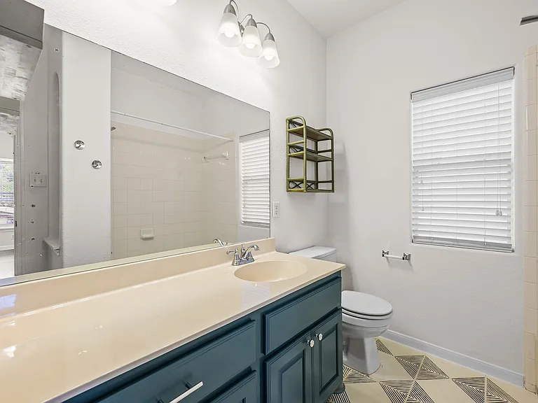 2821 Saville Loop — Photo 16