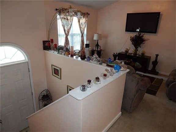 5th image of 1055 Bridle Creek Dr