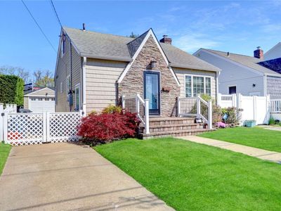 255 Madison Street, Franklin Square, NY, 11010