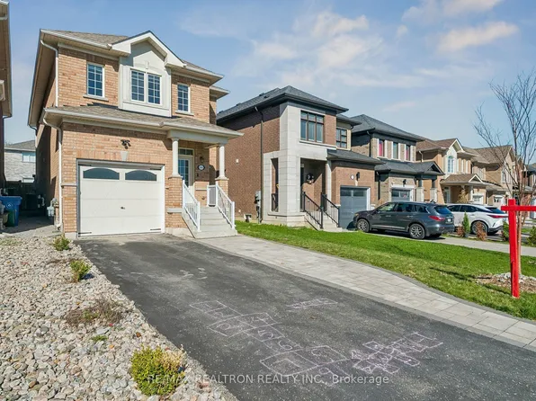 494 Ritas Ave, Newmarket, ON L3X 2M8