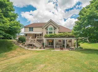 5690 Lohr Lake Dr, Ann Arbor, MI