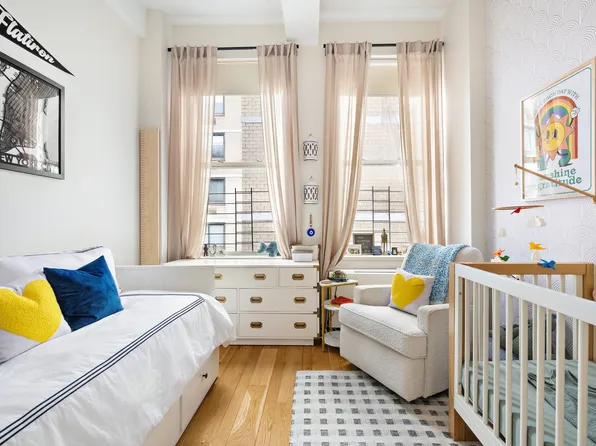 49 East 21st Street image 7 of 11