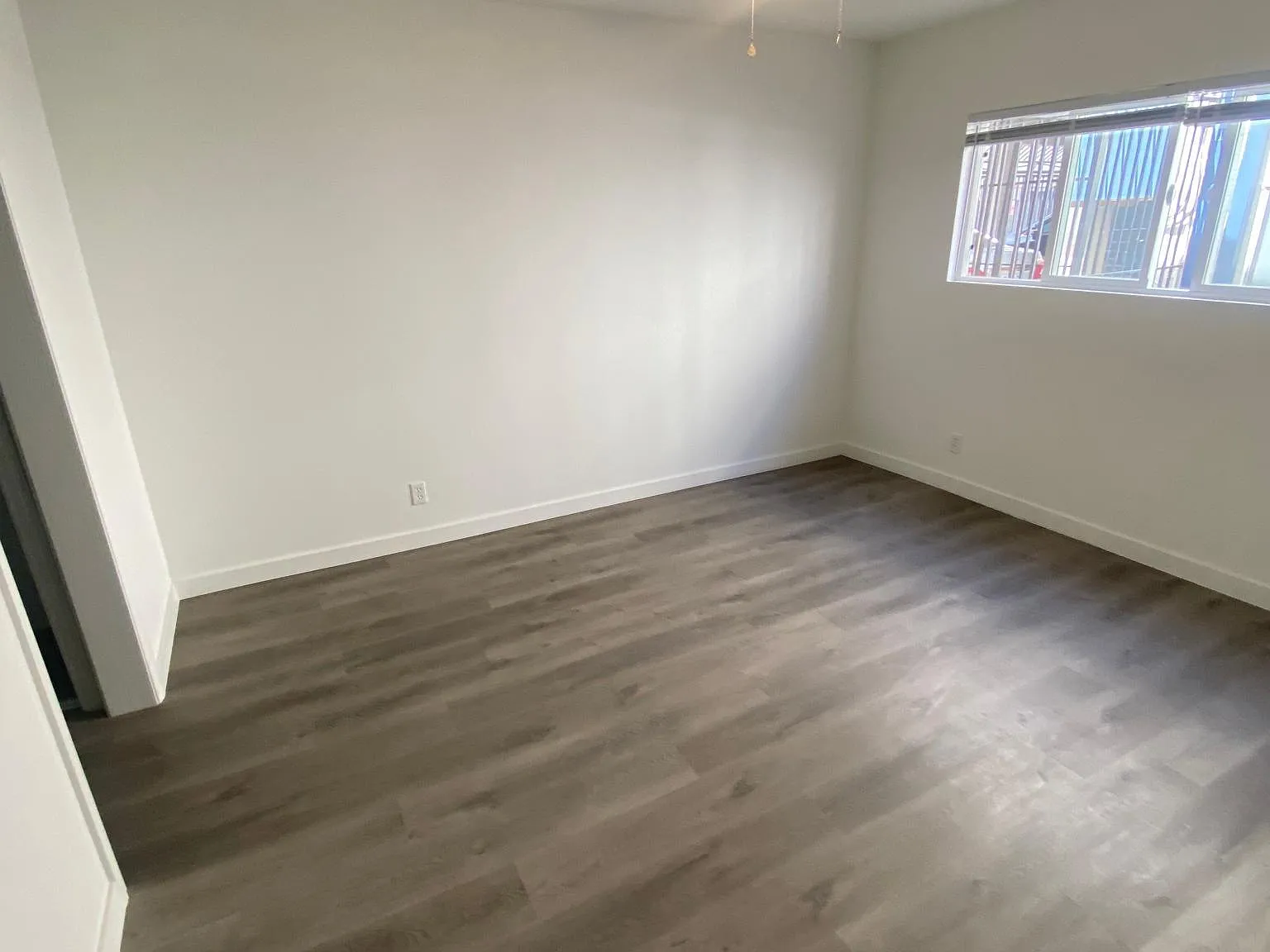 2 bed, 1050 sqft, $2,095 — Photo 3