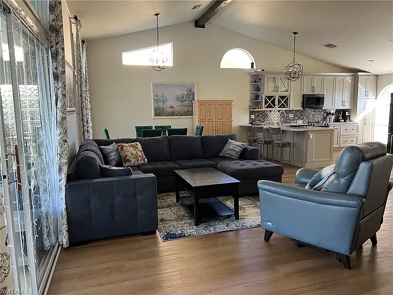 816 Belville Blvd — Photo 8