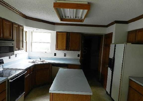 4th image of 7734 Blackburn Ct
