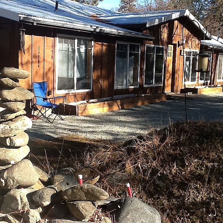1st image of 270 Masonic Ln