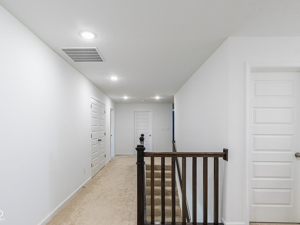 1st image of 15504 Wayne Way