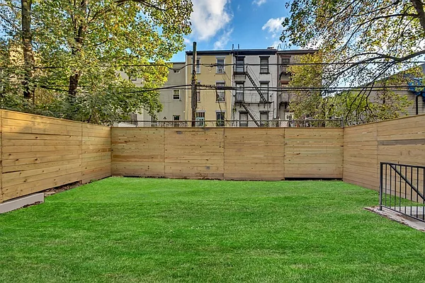 Rented by Citi Habitats | media 7